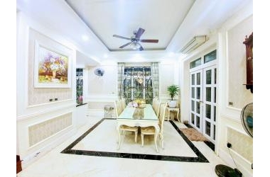 LIỀN KỀ VĂN QUÁN TT5 GARA Ô TÔ VỈA HÈ 2 THOÁNG 70M 5T 8.2 TỶ